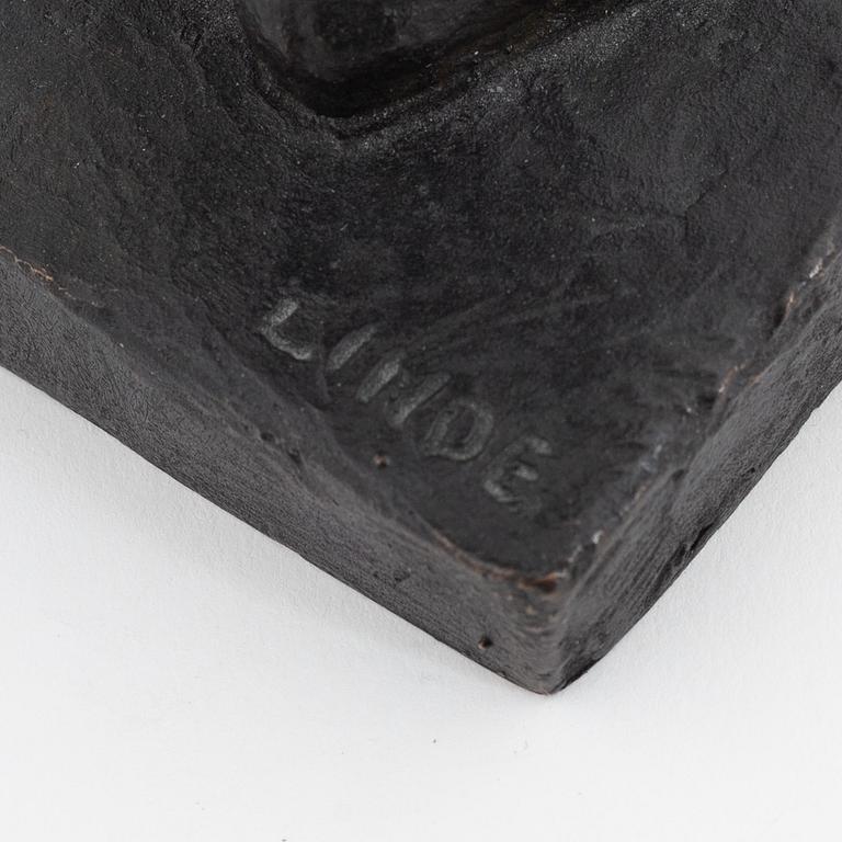 Peter Linde, a bronze sculpture, signed.