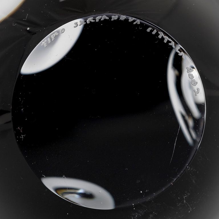 Timo Sarpaneva, a 'Claritas' glass sculpture, signed Timo Sarpaneva Iittala 2002.