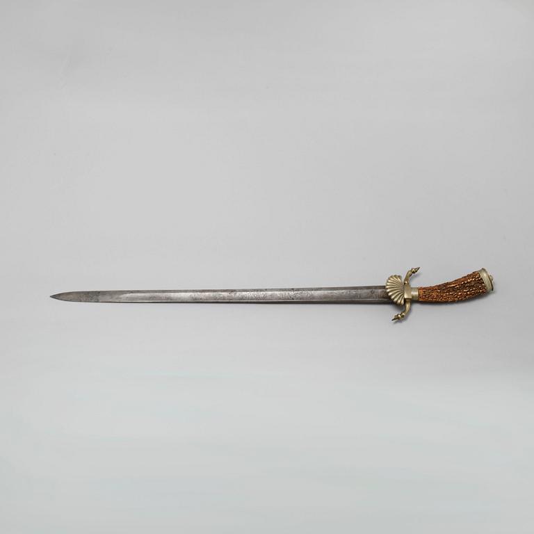 A hunting dagger, 19th century.