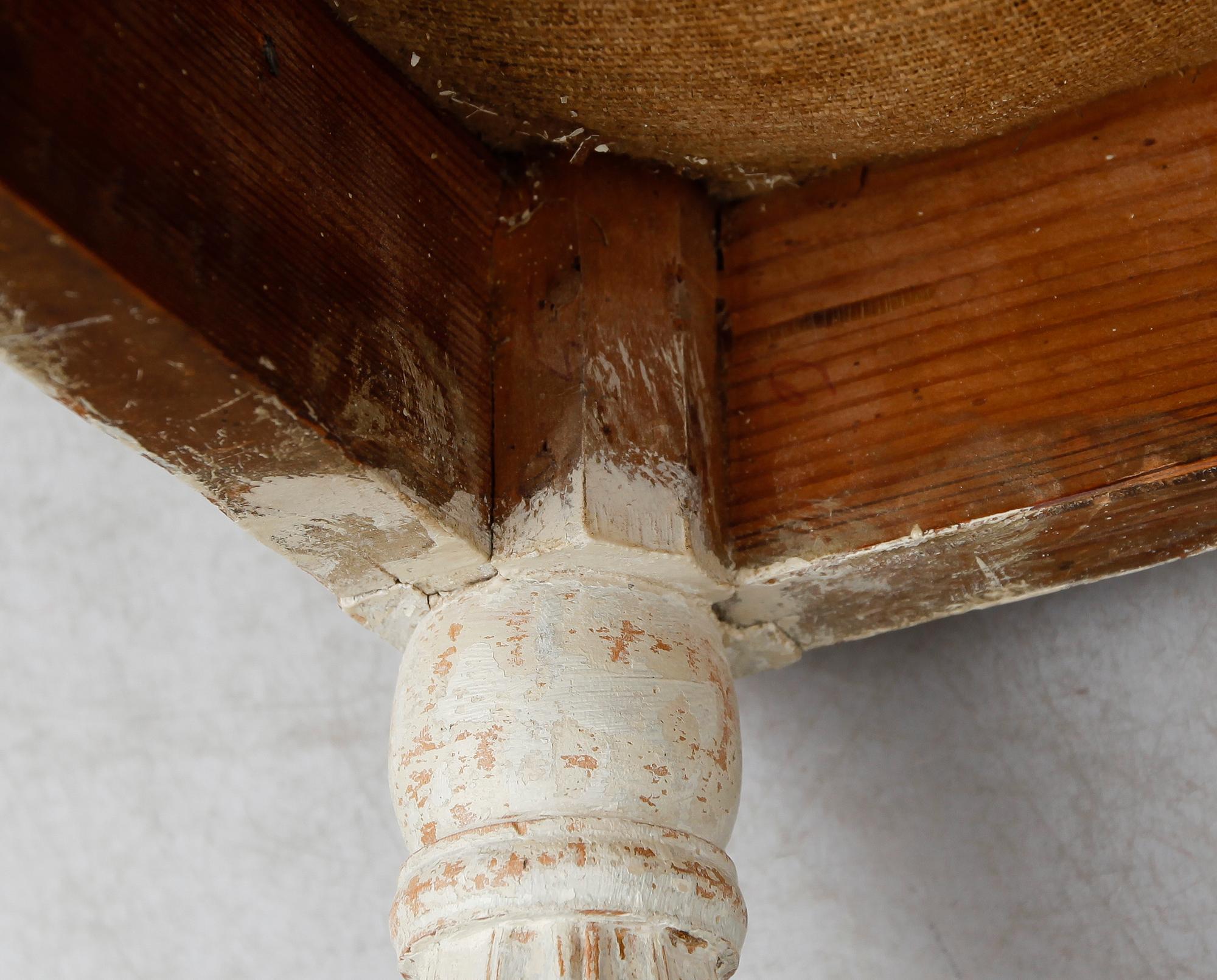 TABURETTER, 2 st, sengustavianska, 1800-talets början.