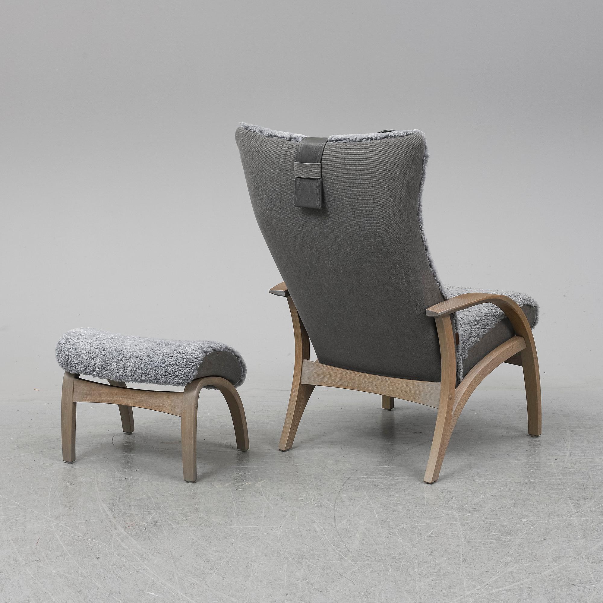 A 'Delta Adventure' easy chair with foot rest, Brunstad, Norge.