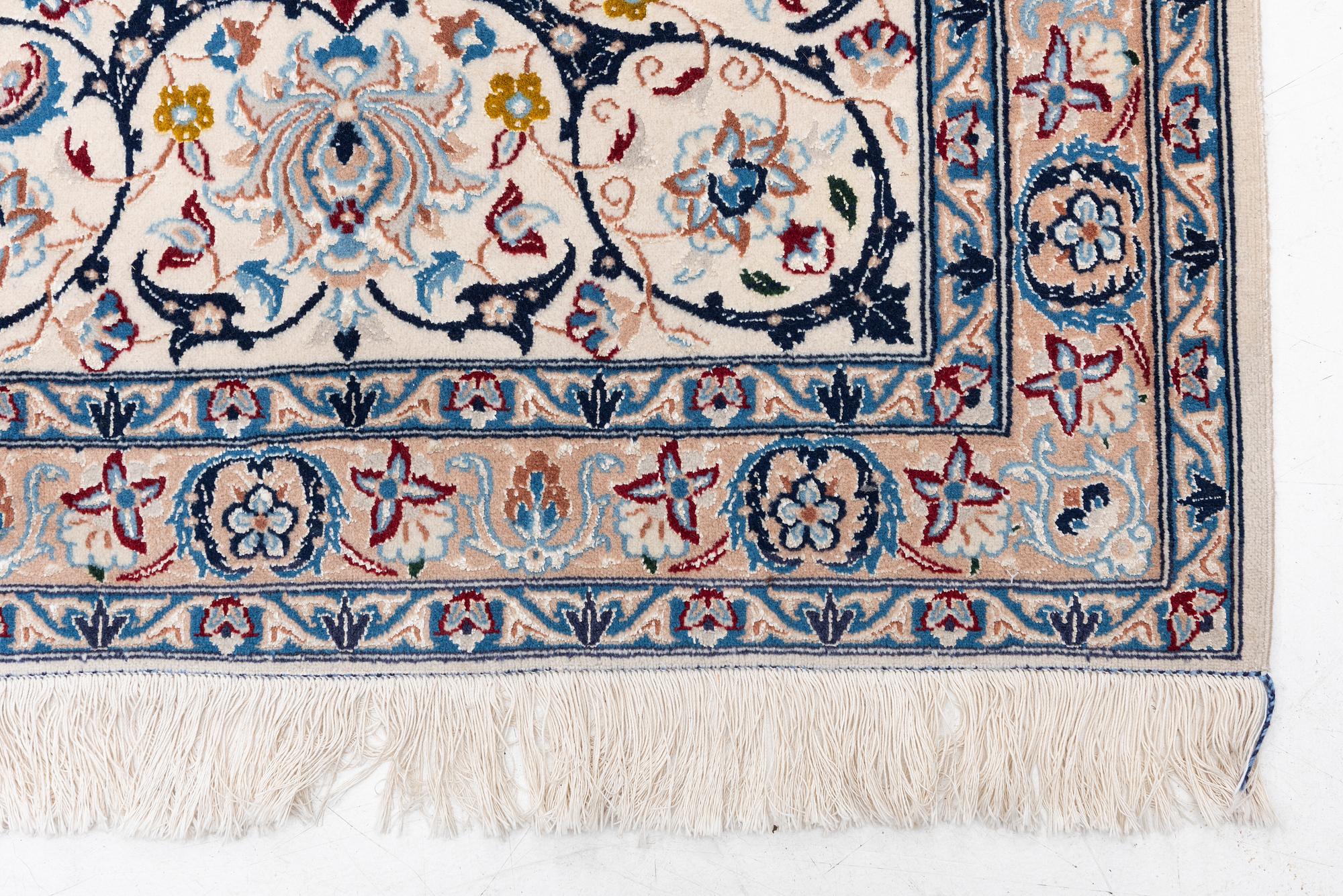 Carpet, Nain, approx. 440 x 310 cm.