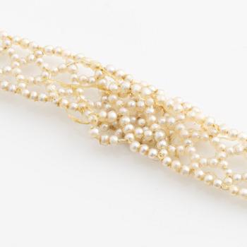 Collier och armband seed pärlor 18K guld med rosenslipade diamanter.