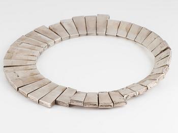 COLLIER,  silver med slipad sodalit, Mexico.Vikt 268,4 gram.