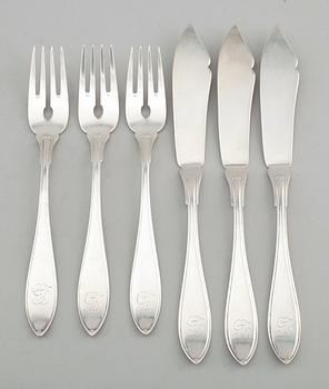FISKBESTICK, 24 delar, silver, Stockholm 1927. Vikt ca 1173 g.