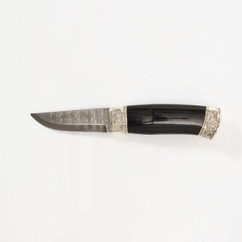 Kniv-Jocke, (Jan Olsson), kife in sheath, signed.