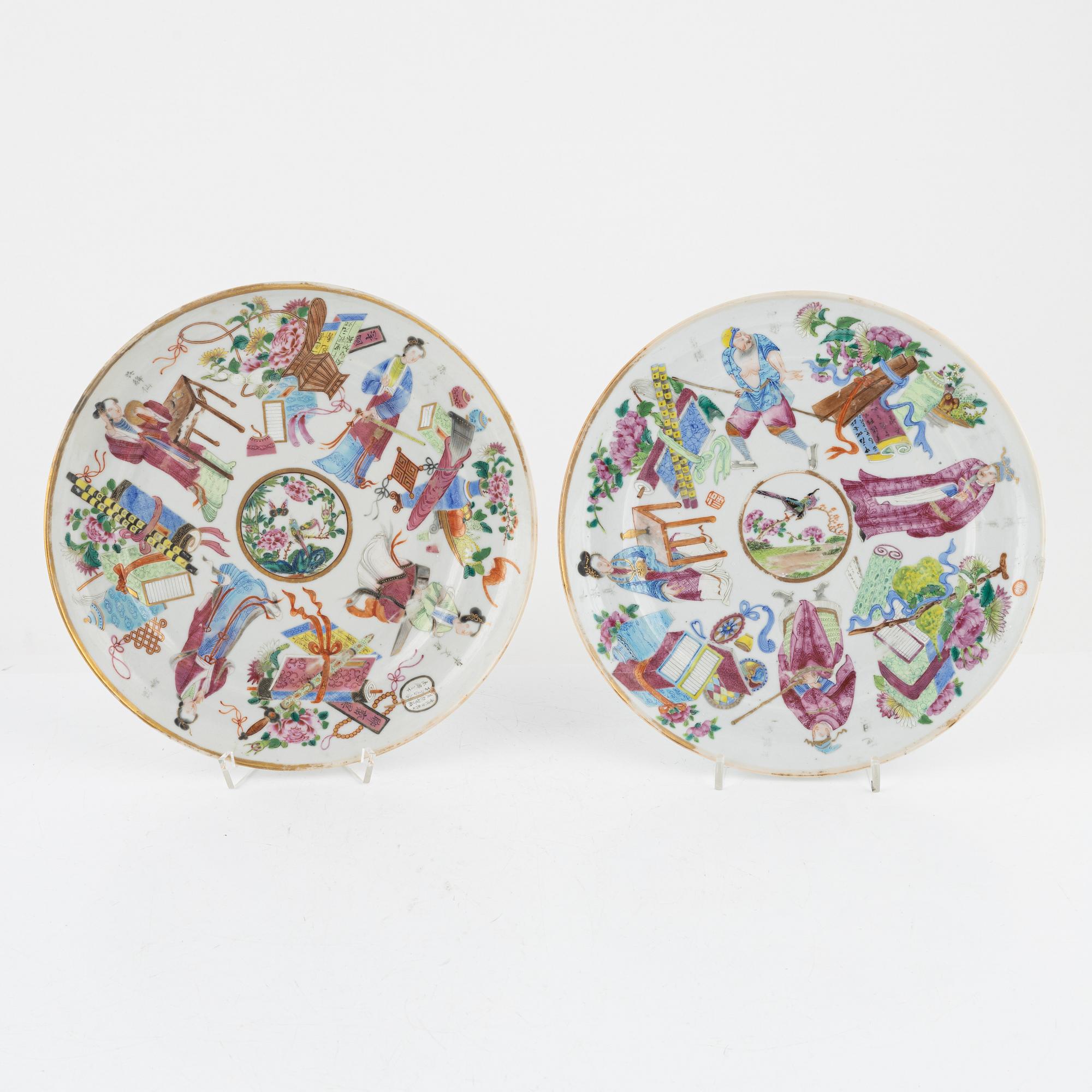 13 Chinese porcelain pieces, 19th/20th century.