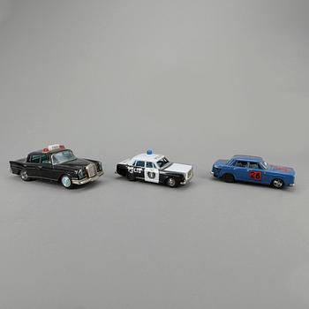 LEKSAKSBILAR, 3st, bla Bandai, Japan, 1960-tal.