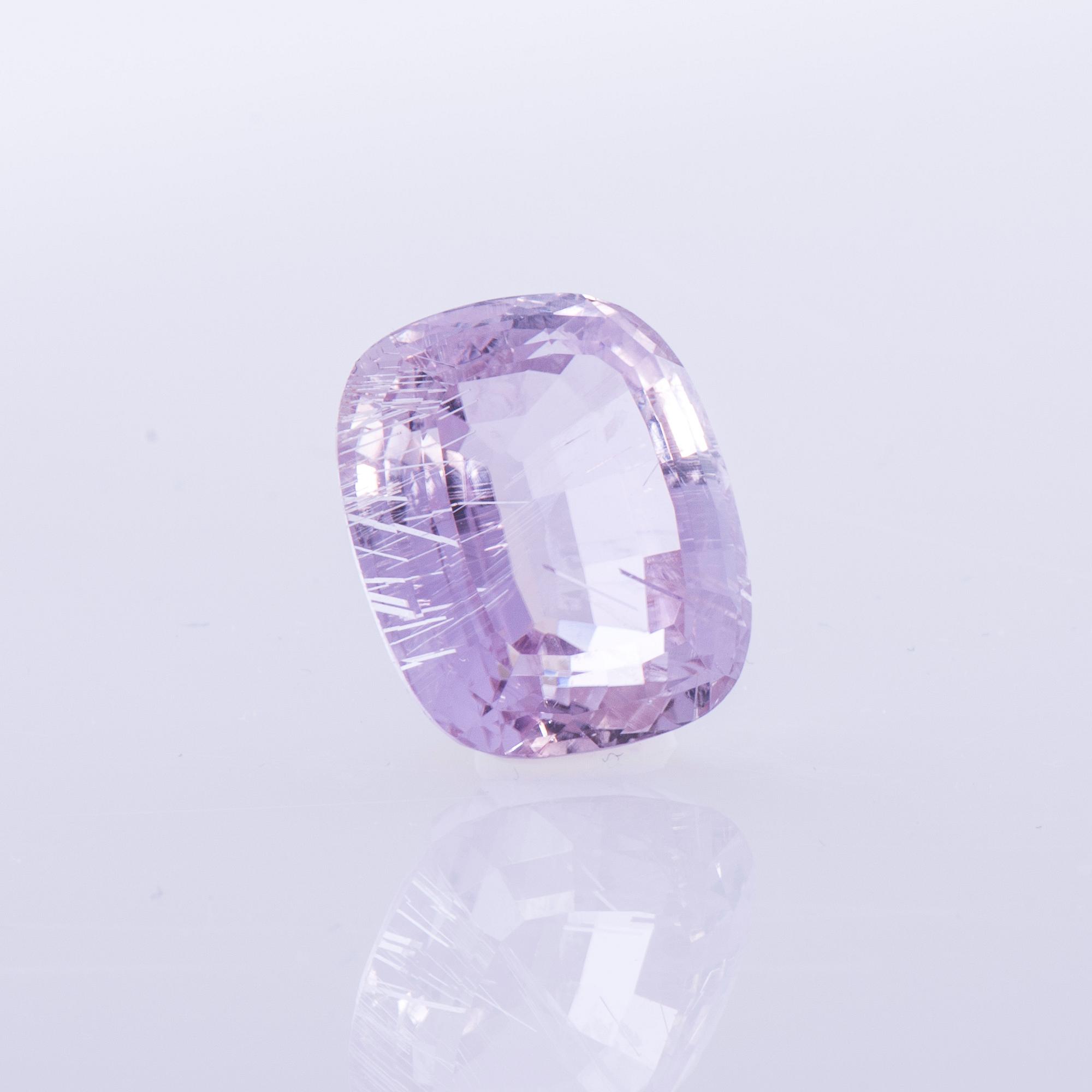KUNZIT, dynslipad 15,7 ct.