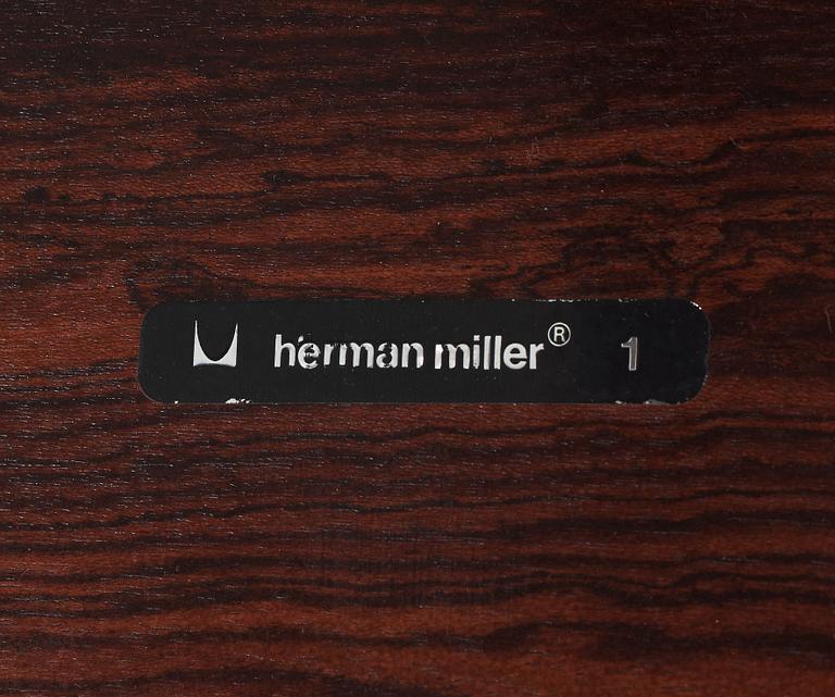 A Charles & Ray Eames "Lounge Chair and ottoman", Herman Miller, USA.