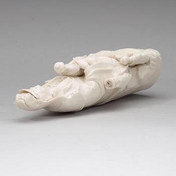 A blanc de chine figure of Guanyin, Qing dynasty, 18th Century.