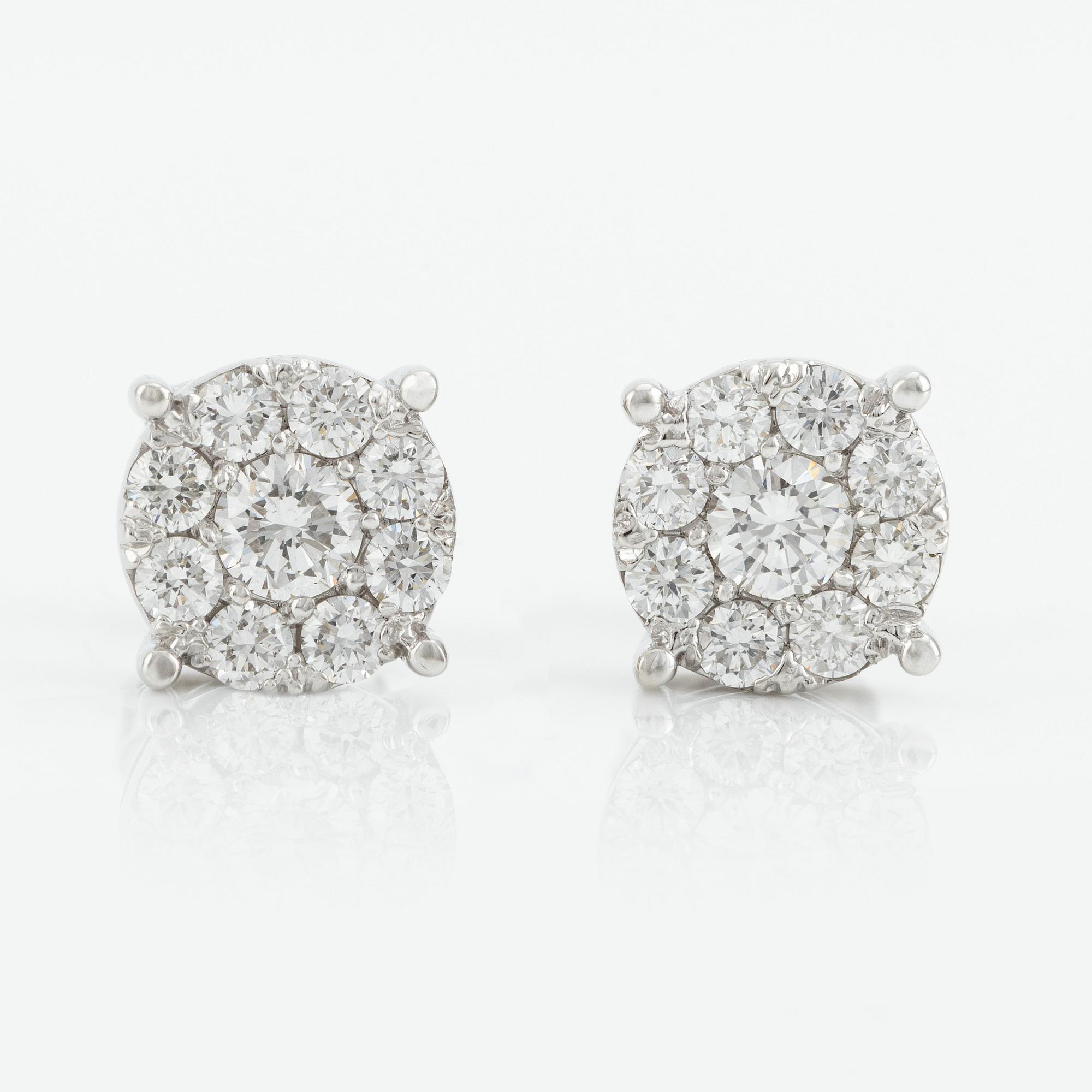 Earrings with brilliant-cut diamonds.