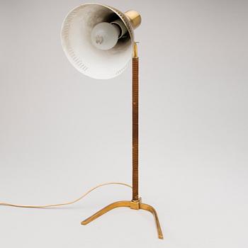 PAAVO TYNELL, bordslampa, modell 9224, Idman, 1900-talets mitt.