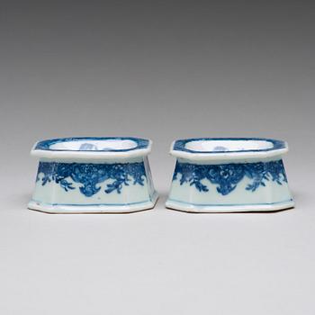 A pair of blue and white salts, Qing dynasty, Qianlong (1736-95).