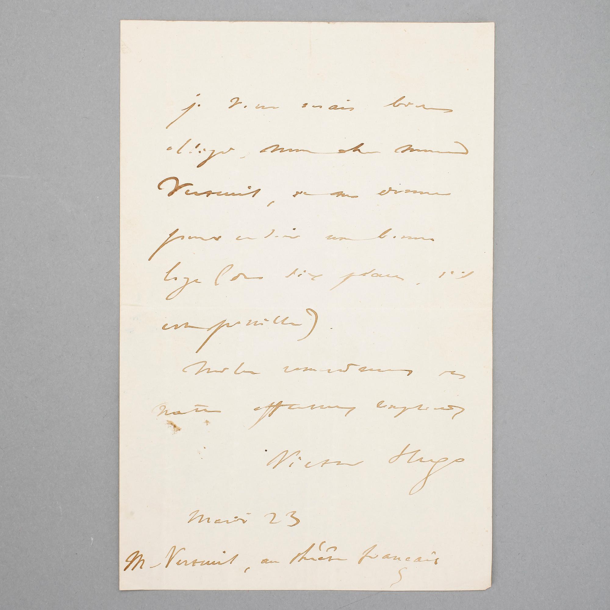 VICTOR HUGO (1802-1885), egenhändigt brev med signatur.