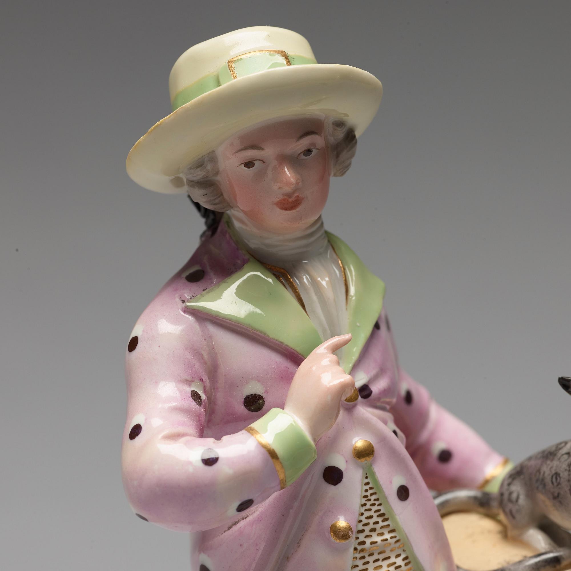 FIGURIN, porslin.  Höchstliknande märke, omkring 1900.