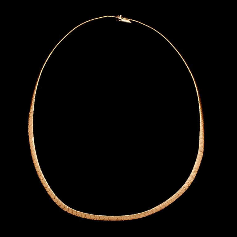 COLLIER, 18 k guld. Vikt ca 29 g.
