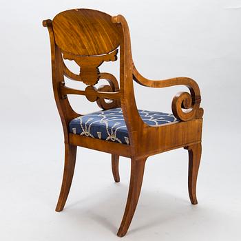 A RUSSIAN BIEDERMEIER CHAIR, ca 1820-1840s.