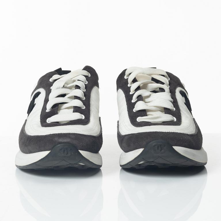 Chanel, sneakers, size 38.