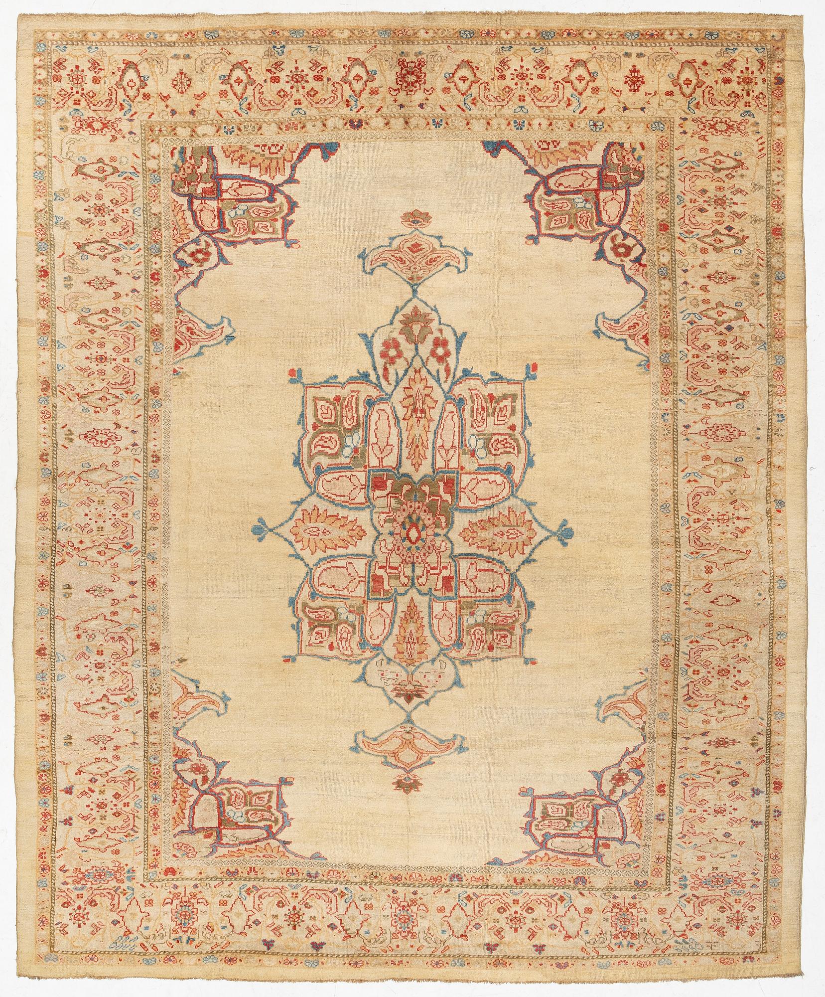 A Ziegler Mahal carpet, Sultanabad area, c. 360 x 300 cm.