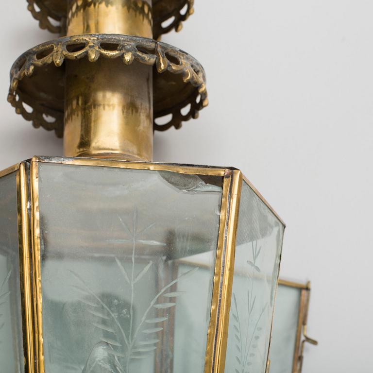 A pair of brass coach carriage lamps, around the turn of the century 1900.
