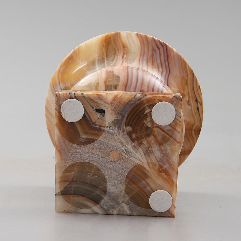 URNA, marmor, 1900-talets senare hälft.