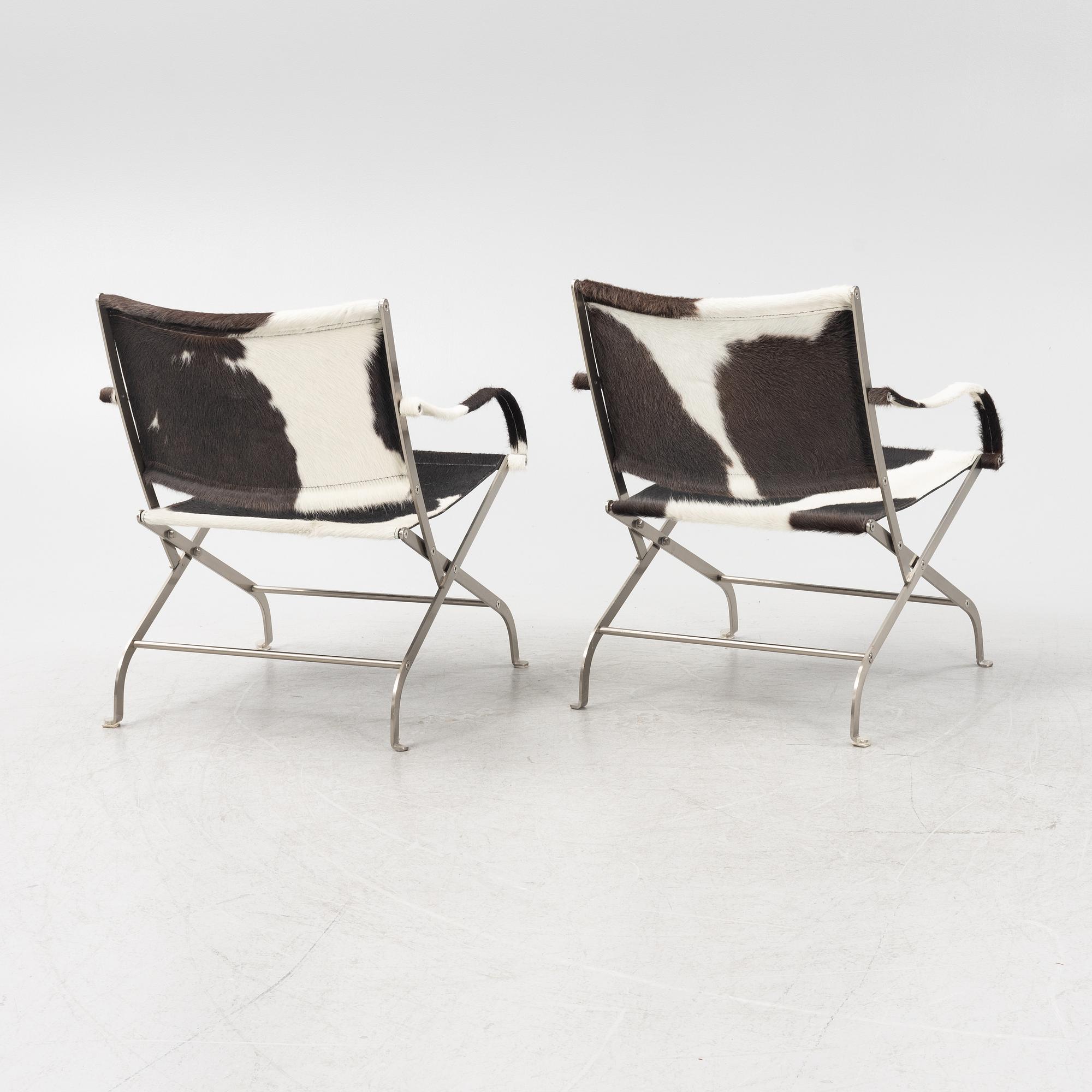 Antonio Citterio, a pair of 'Carlotta' chairs, Flexform, Italy.