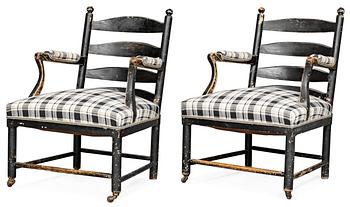 936. A pair of Gustavian armchairs.
