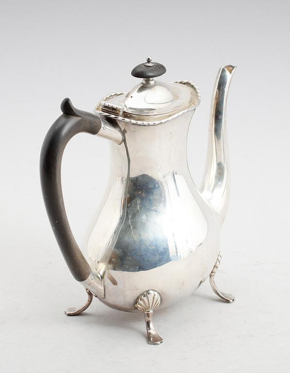 KAFFEKANNA, silver, K Andersson, 1915. Vikt ca 414 gram.