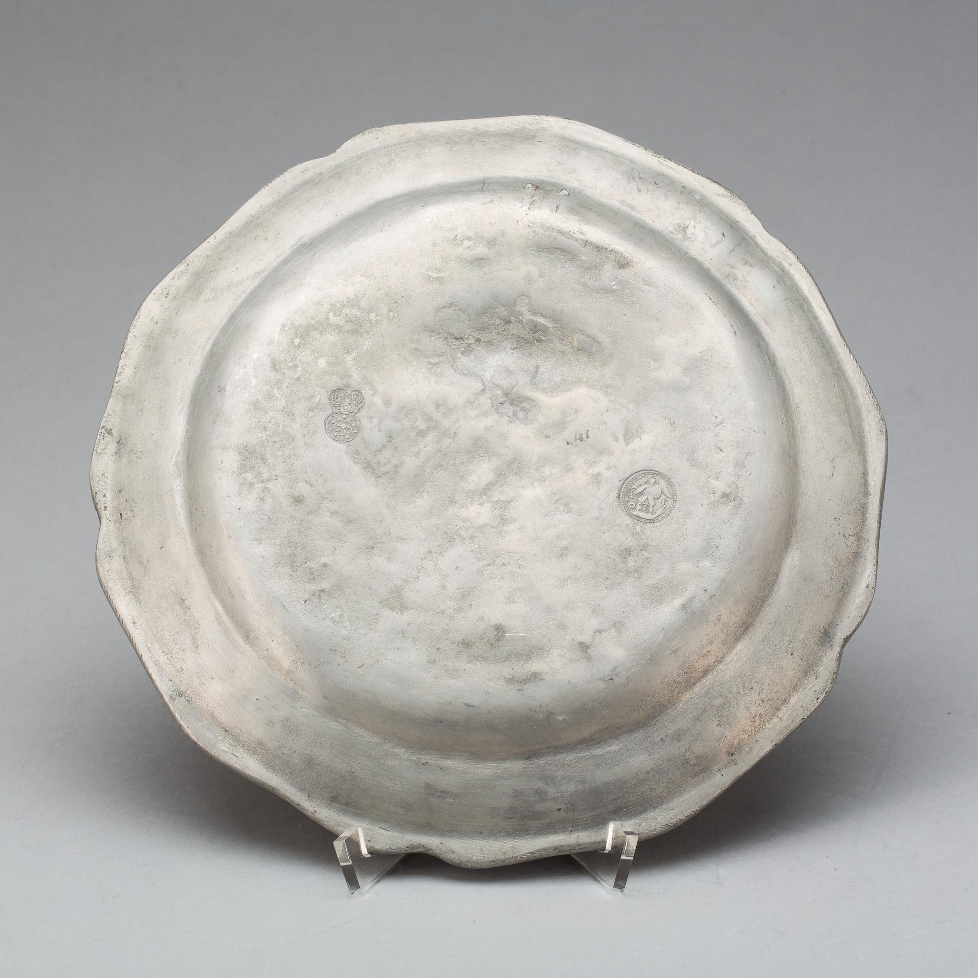 TALLRIK, tenn, troligen Flandern, 1700/1800-tal.