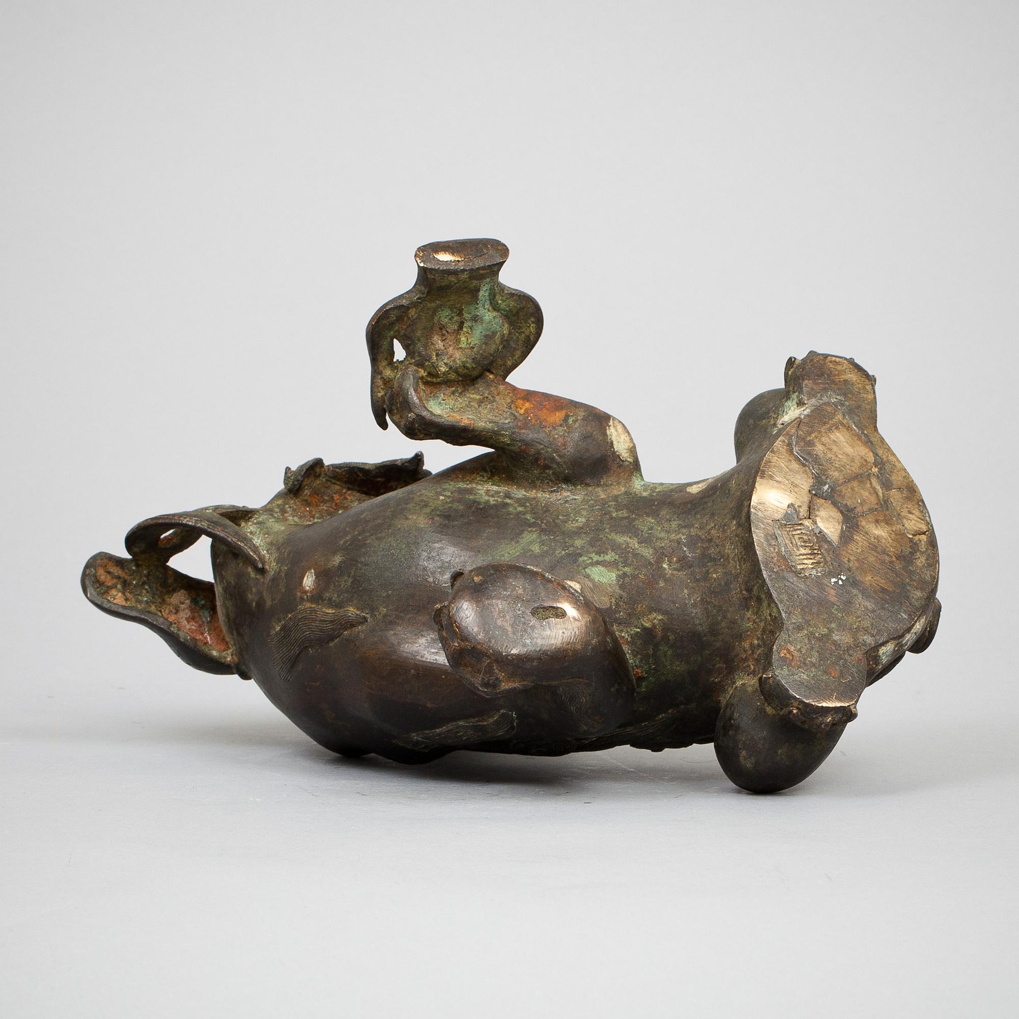 FIGURIN, brons. Kina 1800/1900-tal.