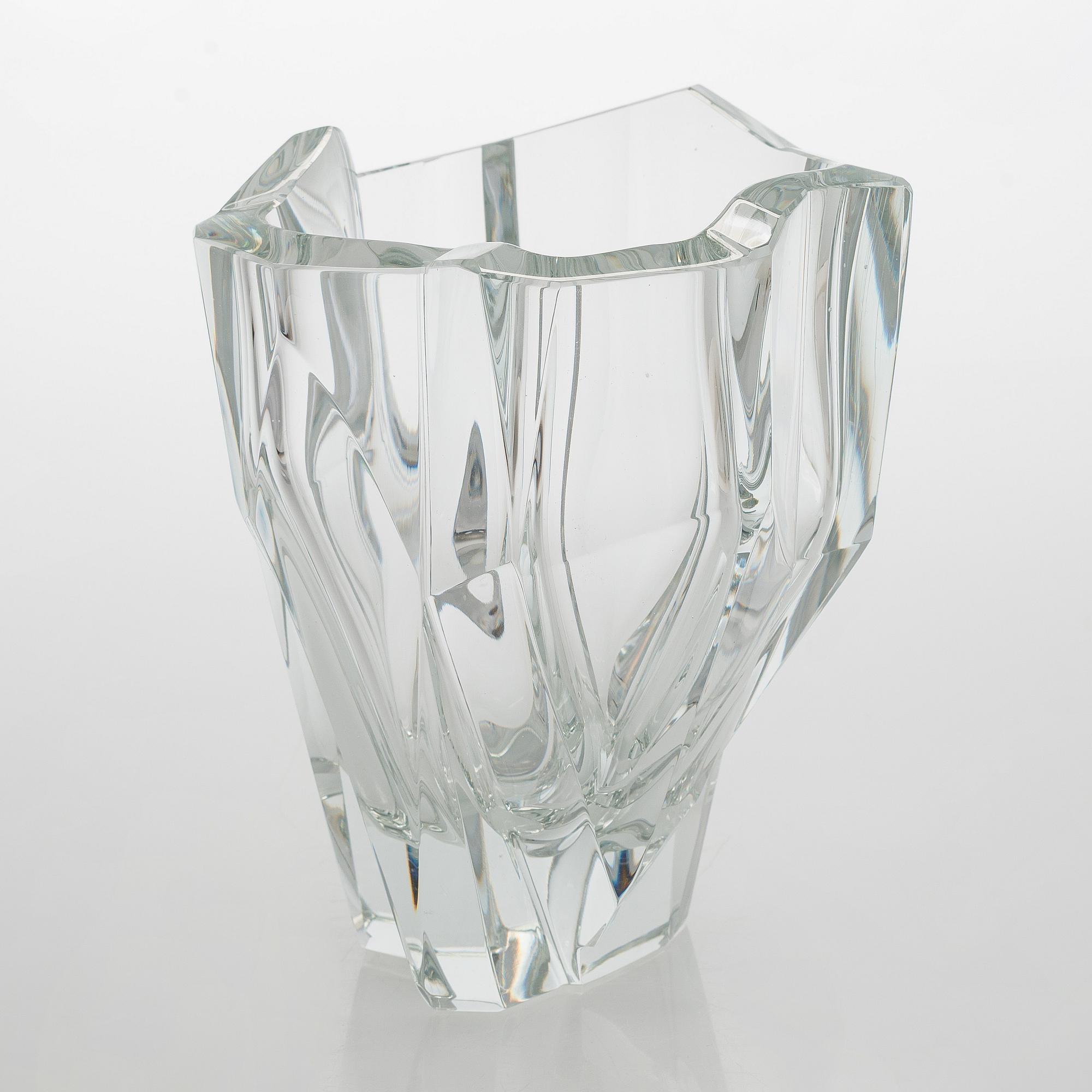 Tapio Wirkkala, vas, "Isberg", signerad Tapio Wirkkala 3825.