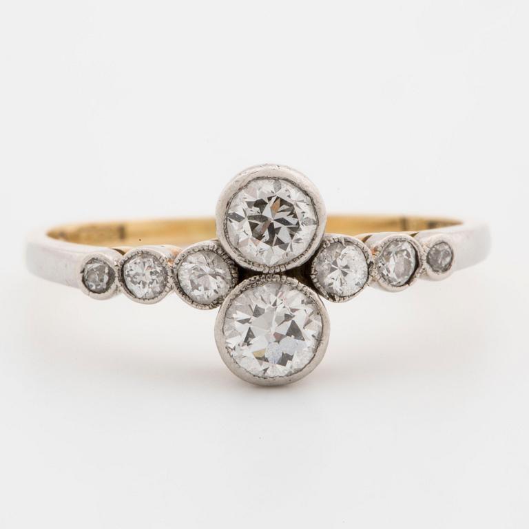 GUSTAF DAHLGREN & CO, Ring with old-cut diamonds.