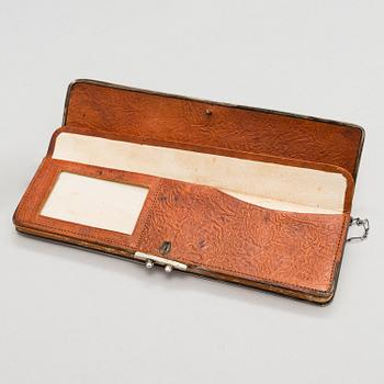 Laukku, hopeaa, Odessa, tuntematon mestari, Venäjä 1908-26.