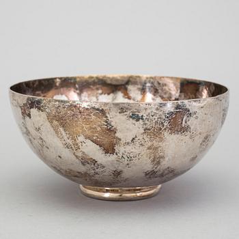 A silver bowl, Bröderna Lundqvist AB, Falun, 1989. Weight ca 245 grams.