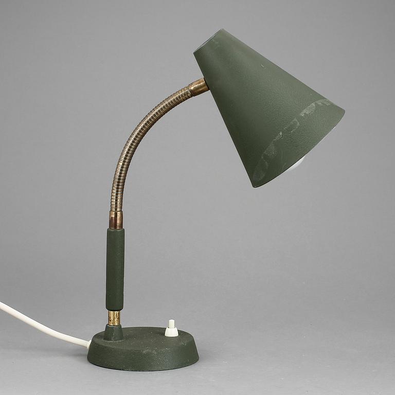 BORDSLAMPA, Sverige, omkring 1900-talets mitt.