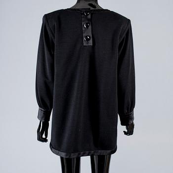 TUNIKA, Yves Saint Laurent.