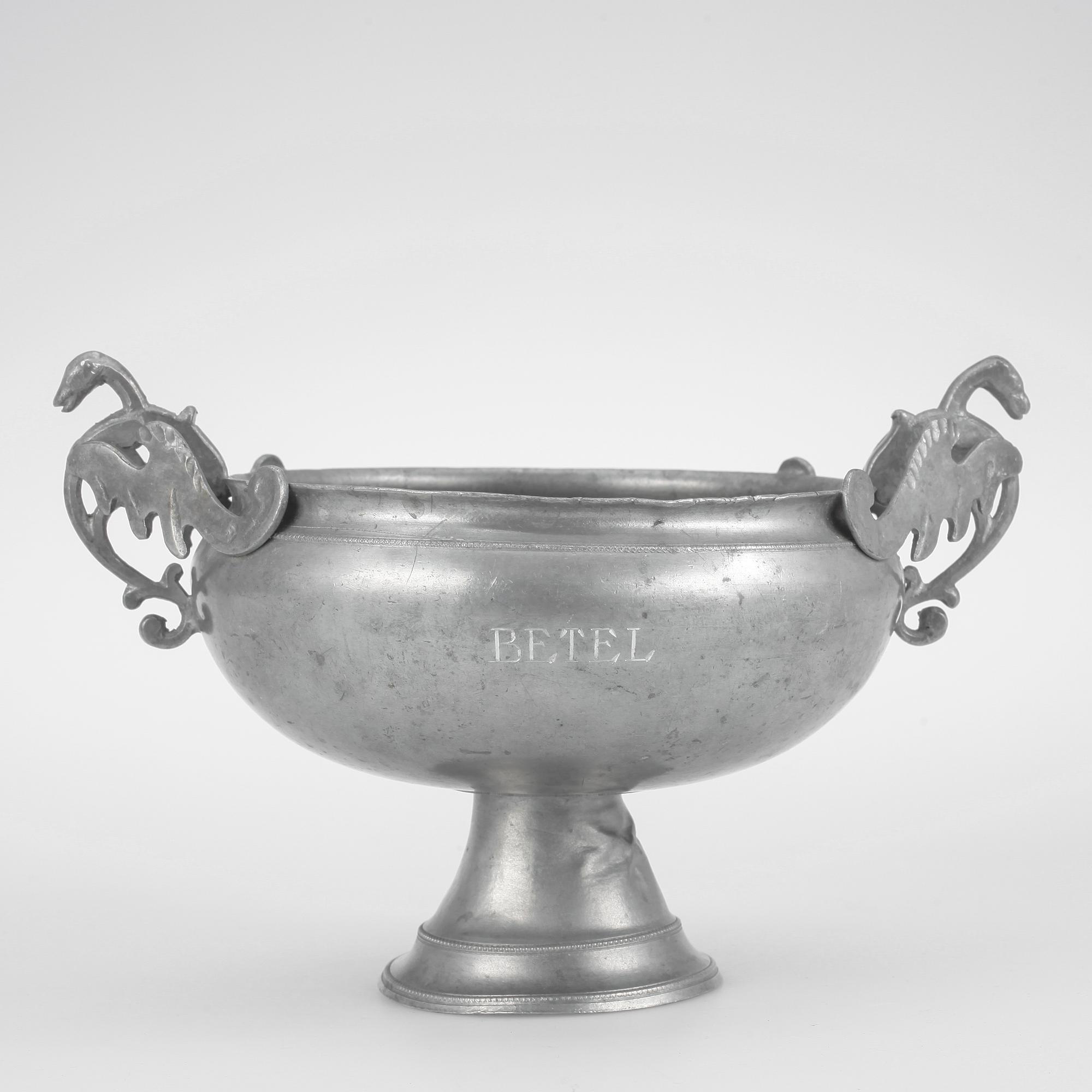 BRÄNNVINSSKÅL, tenn, Gottlob Friedrich Bauman, Hudiksvall 1831.