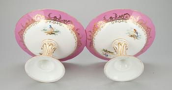 UPPSATSSKÅLAR, porslin, Central Europa 1800-tal.