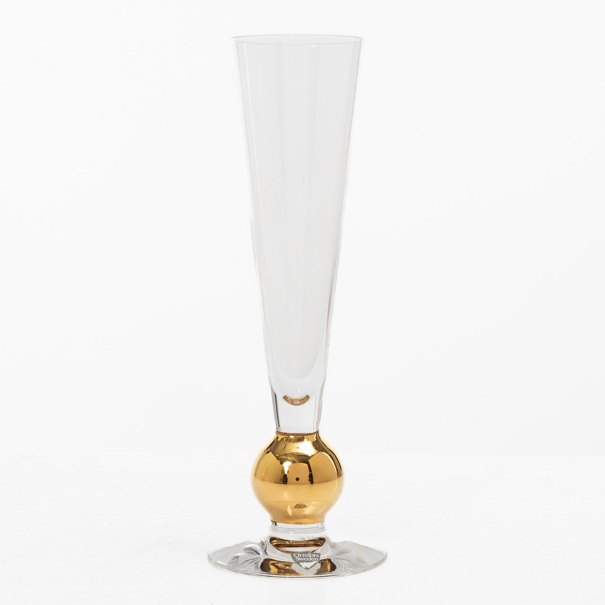 Gunnar Cyrén, a 23 piece "Nobel" glass service, Orrefors.