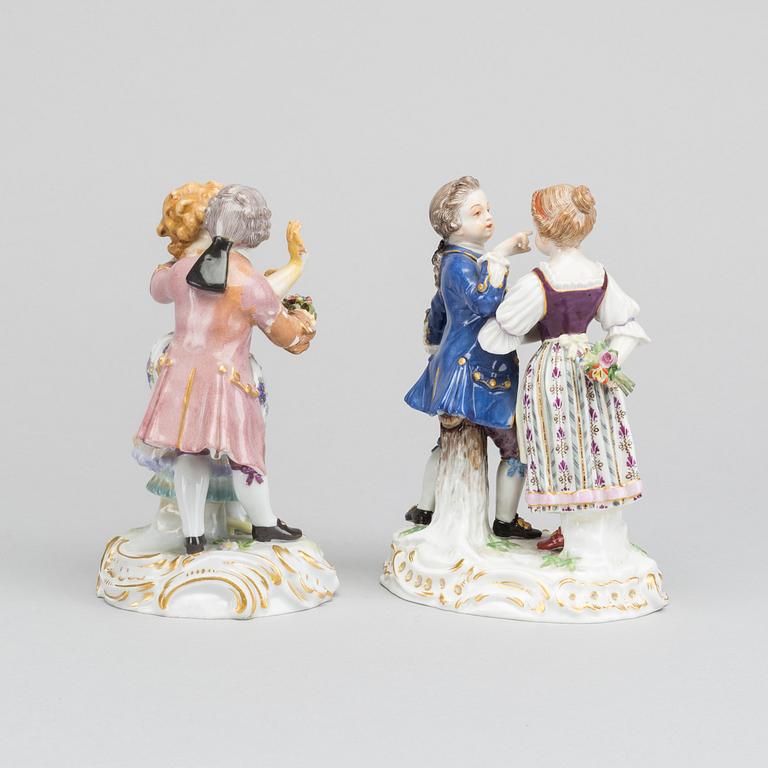 A pair of Meissen porcelain figurines first half of the 20th century.