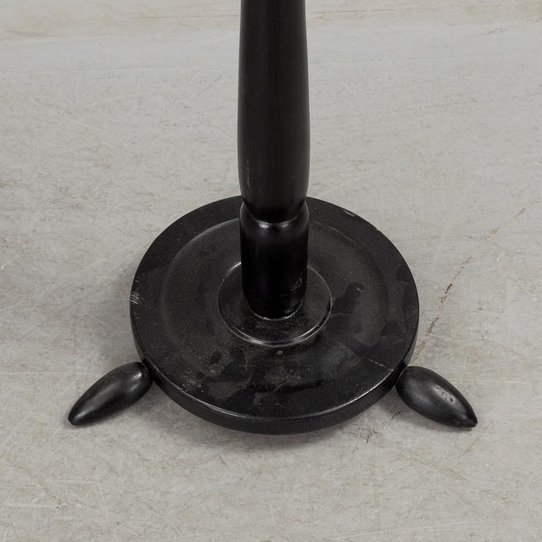 PROVDOCKA, 1900-talets första hälft.