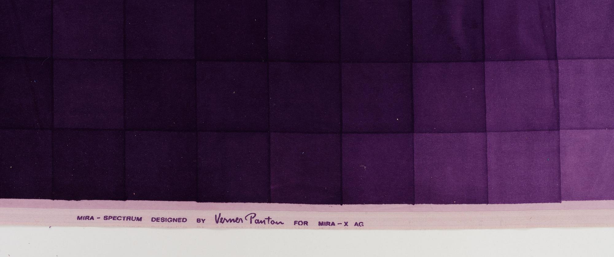Verner Panton, TYGER, 3 ST. Bomullsvelour. Olika nyanser och mönster. Verner Panton.
