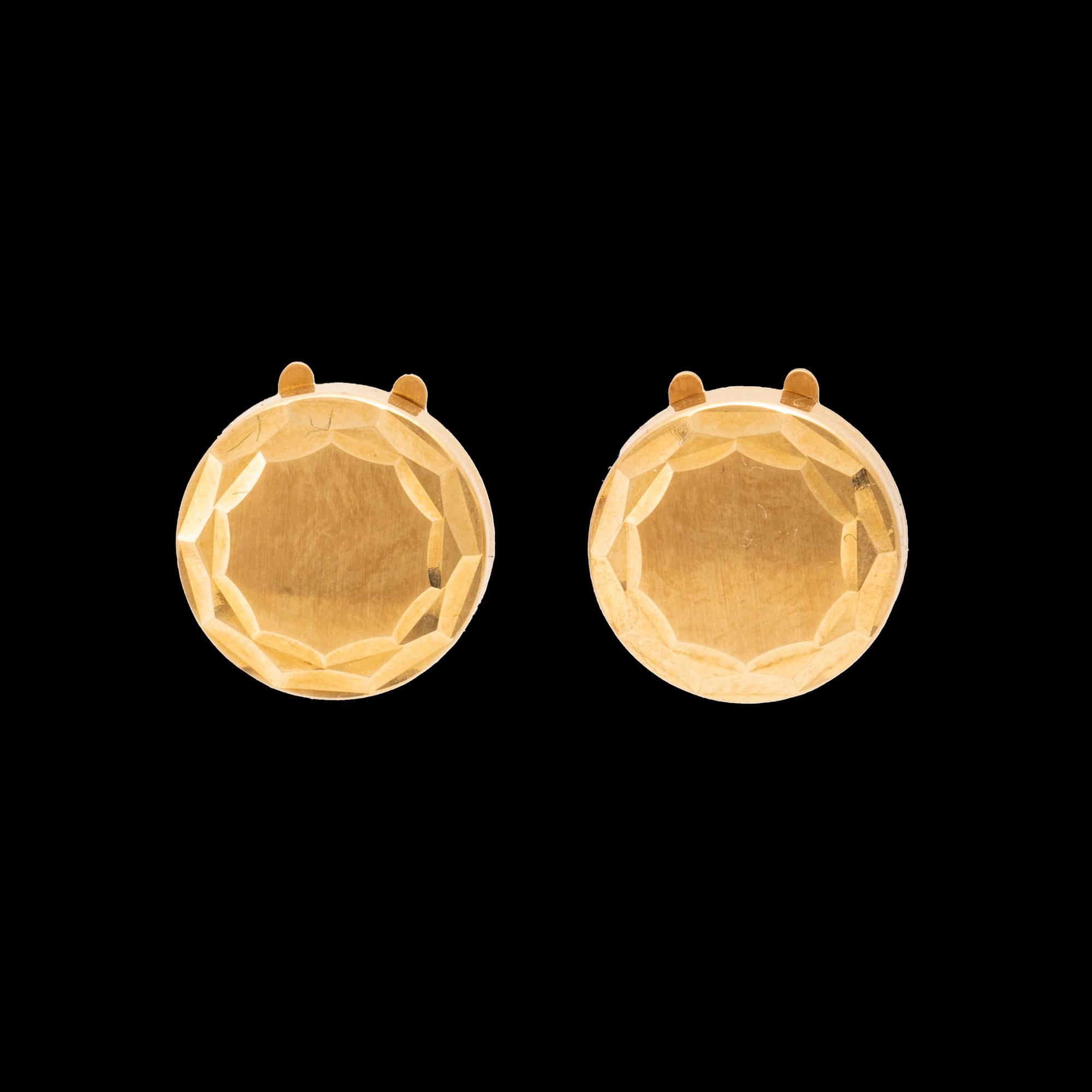 Shirt buttons 18K gold, Stella Milano Italy.