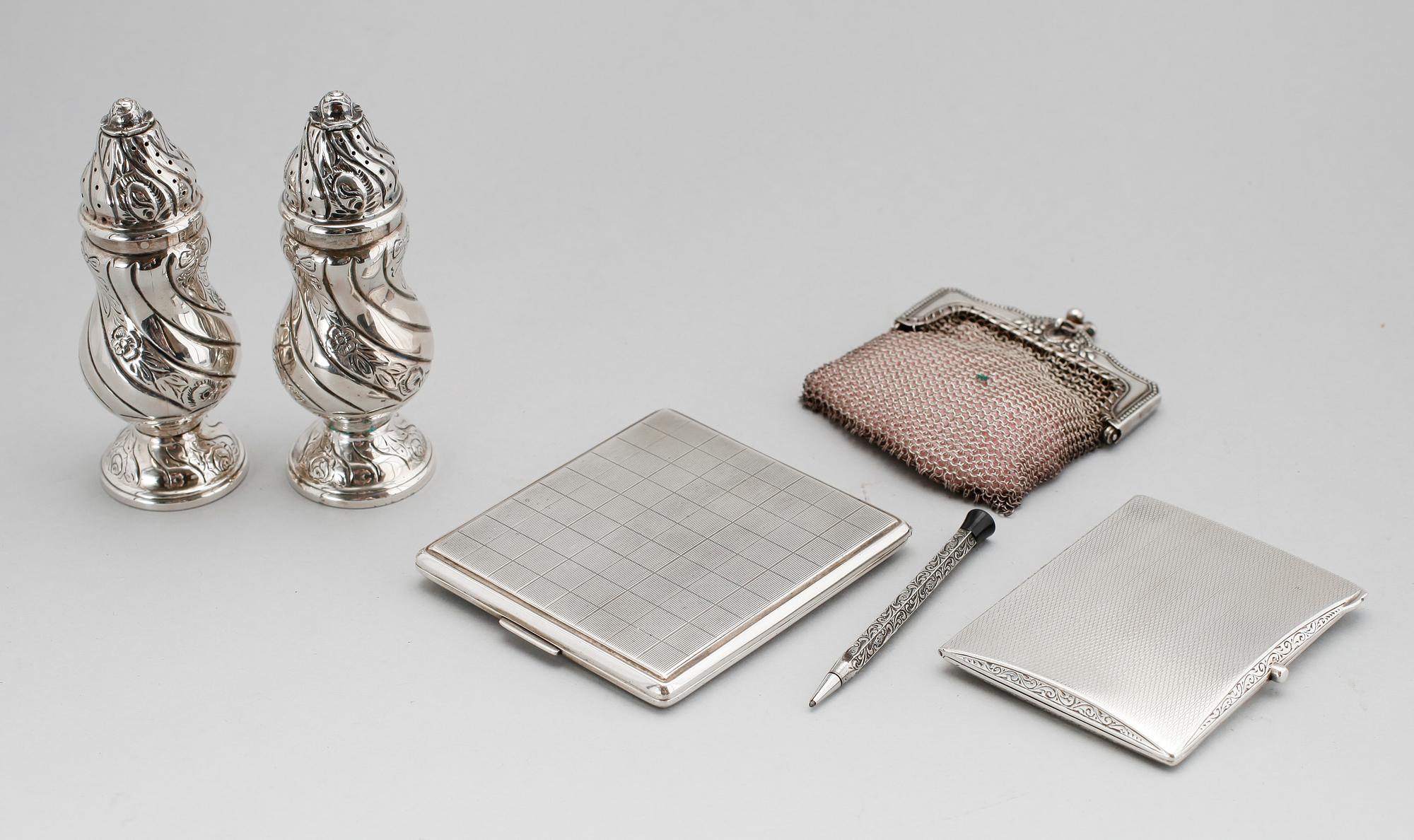 SILVERFÖREMÅL, 6 del, olika åldrar. Vikt ca 287 g.