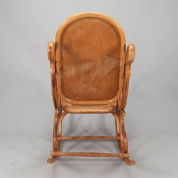 GUNGSTOL, stämplad Thonet, 1900-talets början.