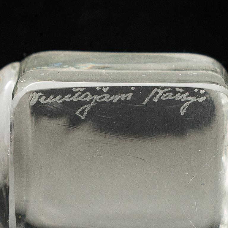 OIVA TOIKKA, lasiveistos, signeerattu Nuutajärvi Notsjö.