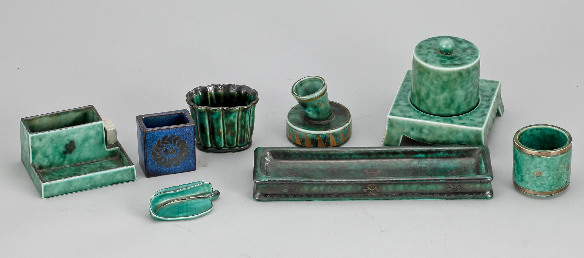 SKRIVBORDSSET, 7 delar, stengods, bl a "Argenta, Wilhelm Kåge, Gustavsberg.