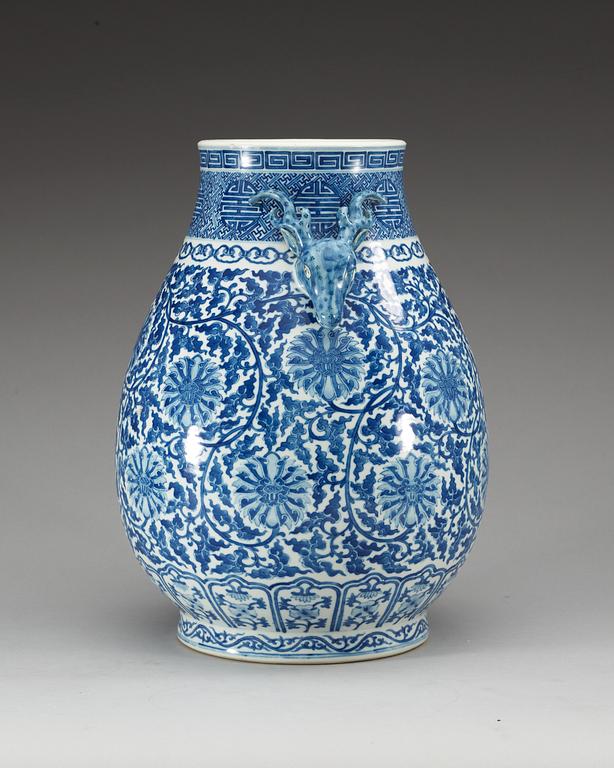 A large blue and white vase, Qing dynasty, with Qianlong seal mark.