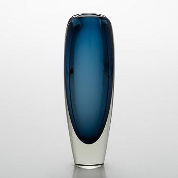 An 'Usva' glass vase by Kaj Franck, signed K. Franck Nuutajärvi Notsjö -62.